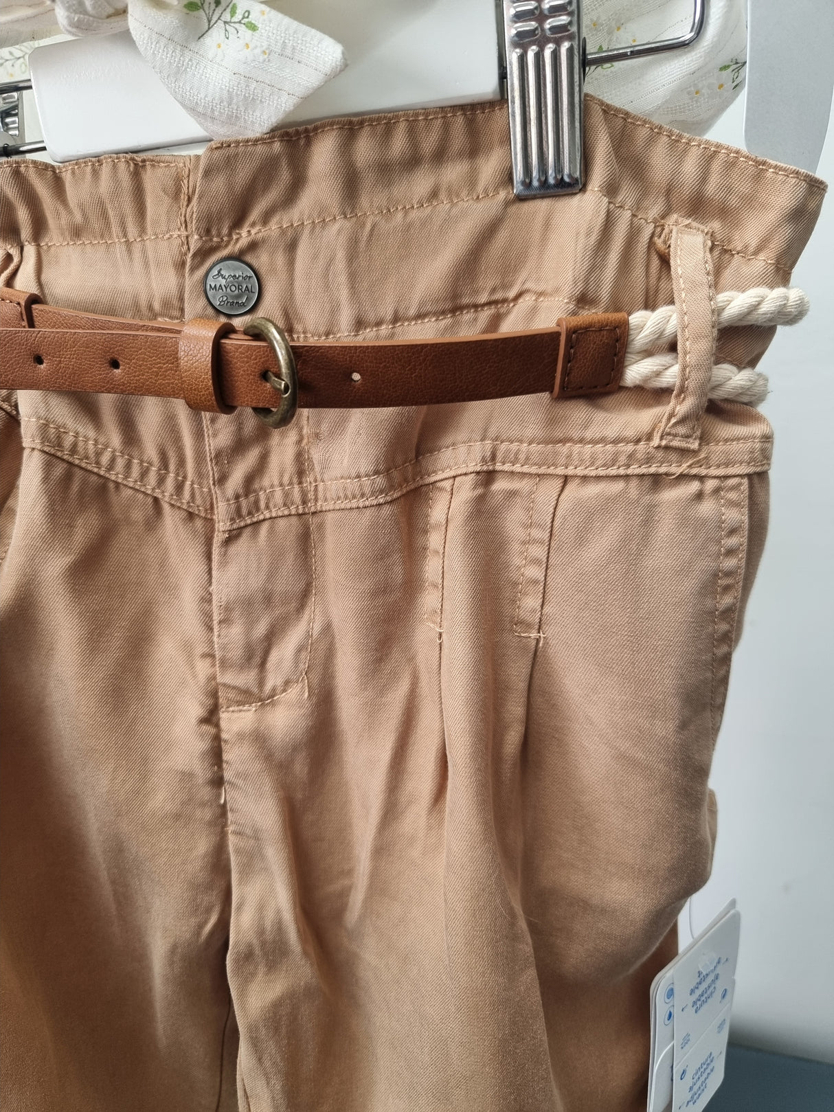 Mayoral Age 4yr Sample camel trouser and floral top