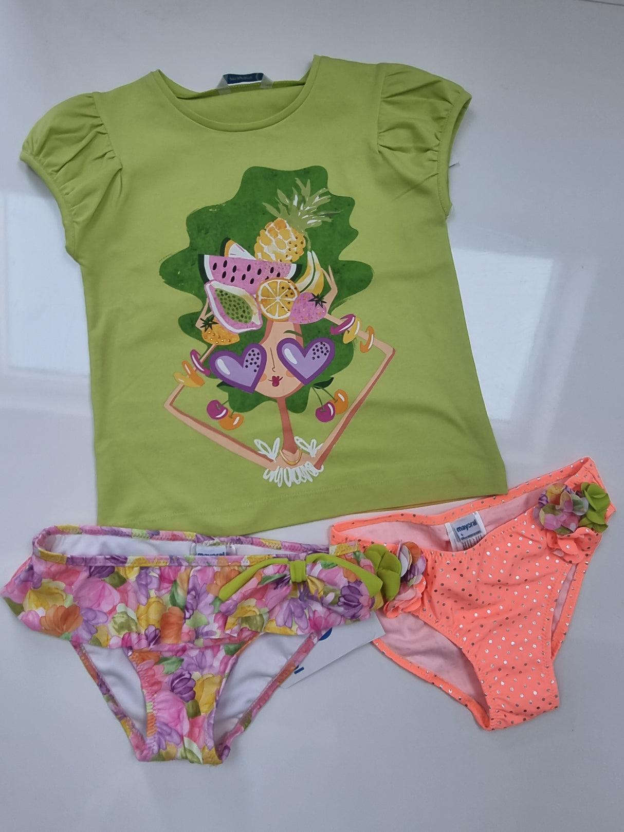 Mayoral Age 4yr Sample T-shirt & swimming bottoms L60